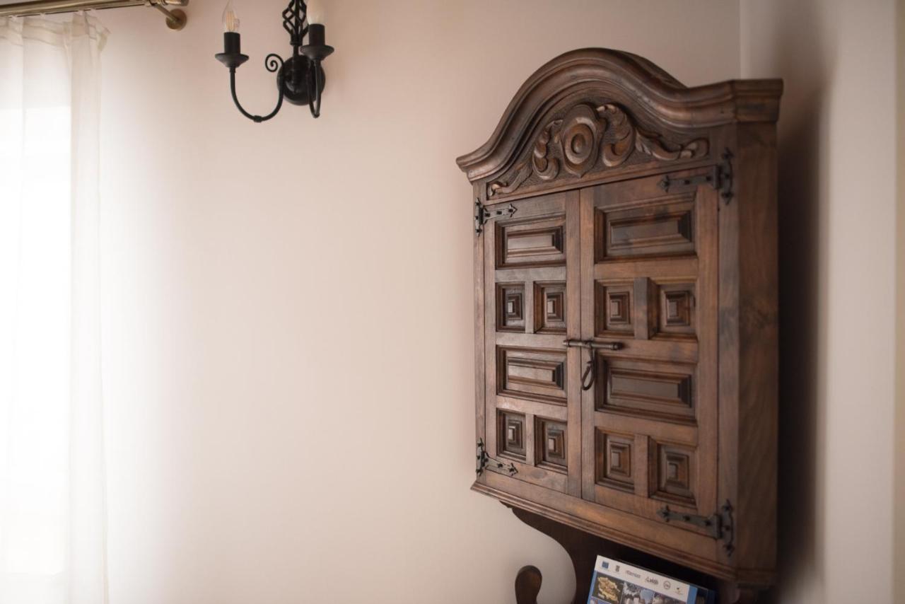 Crown Of Karolina Apartment Brasov Bagian luar foto