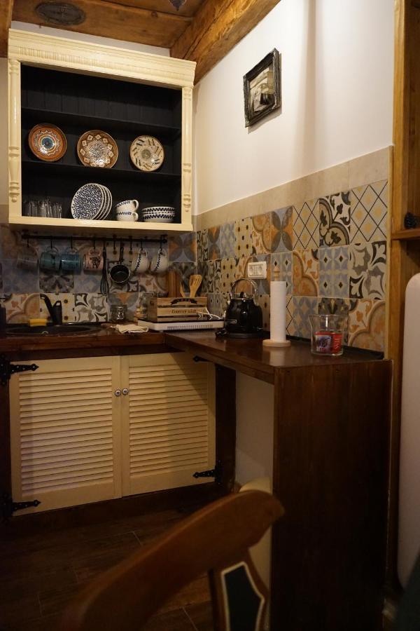 Crown Of Karolina Apartment Brasov Bagian luar foto