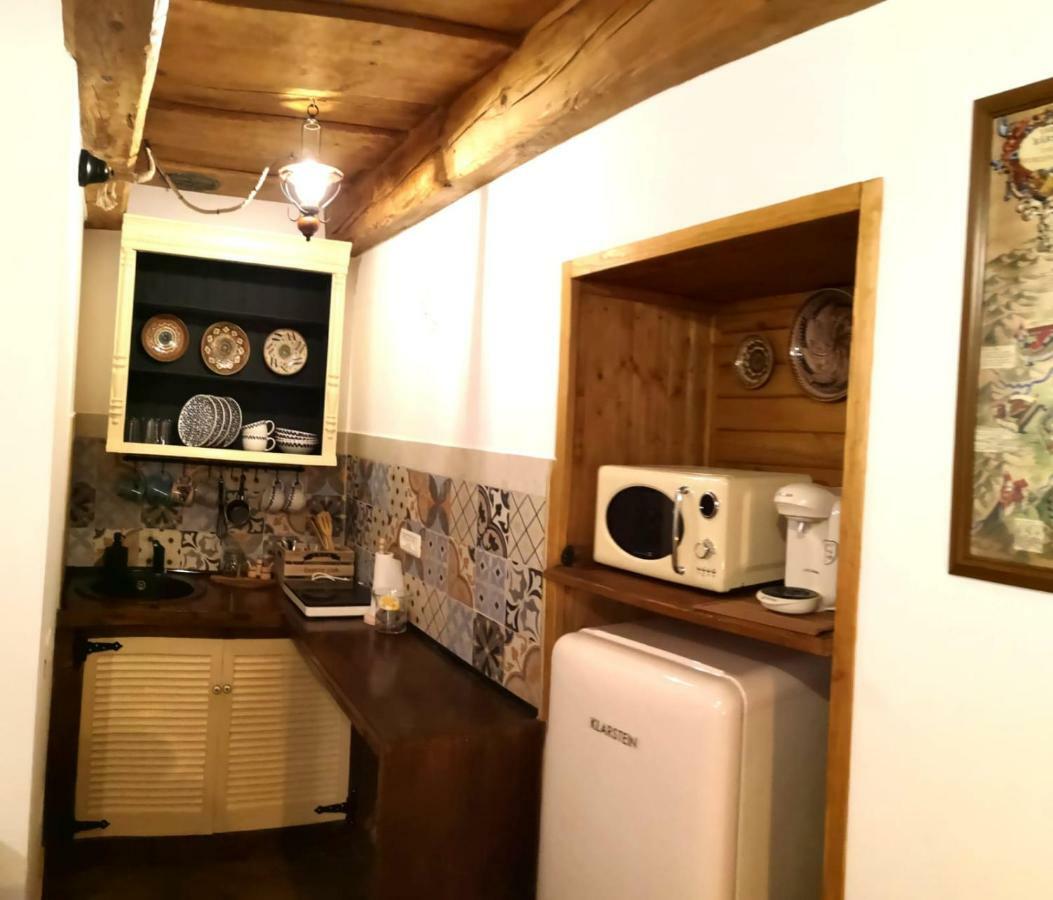 Crown Of Karolina Apartment Brasov Bagian luar foto