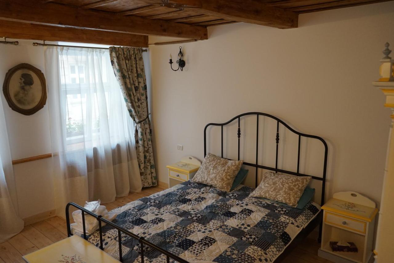 Crown Of Karolina Apartment Brasov Bagian luar foto