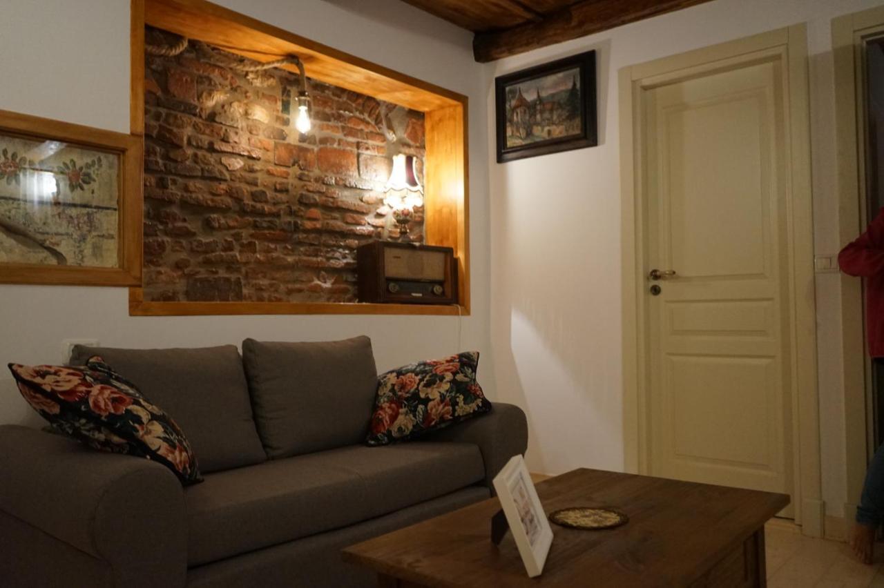 Crown Of Karolina Apartment Brasov Bagian luar foto